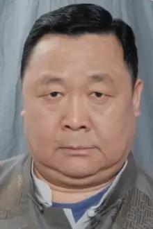 Chun Wong como: Fat Constable
