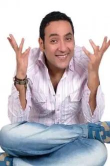 Yasser El Tobgy como: Ali El Tayeb