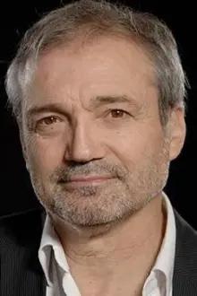 Gérard Sergue como: François Besse