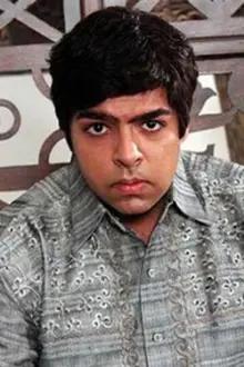Akash Bhatija como: Sumo