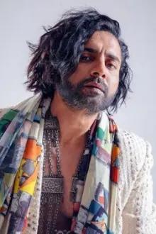 Chandan Roy Sanyal como: Ghyassuddin Mohammed Qureshi (Gas)