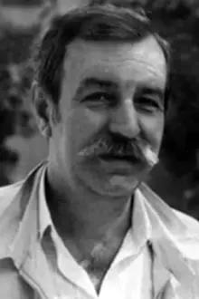 Zoran Radmilović como: Otac Ibi