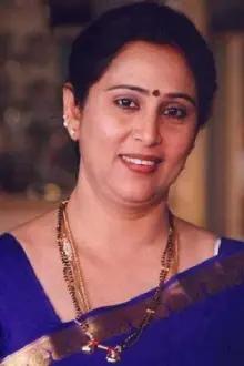 Geetha como: Lakshmi