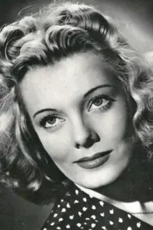 Suzy Carrier como: Françoise Marinier