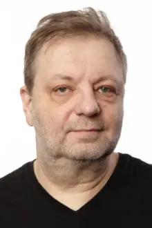 Milan Šteindler como: Čáp