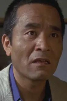 Akira Takahashi como: Tatsuji Noda / Dentist