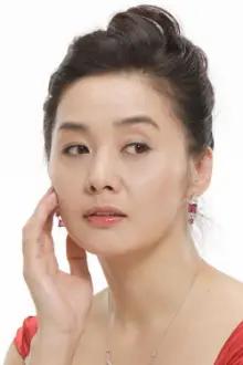 Lee Eung-kyung como: Na Dal-nyeo