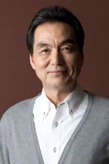 Kyōzō Nagatsuka como: Kōkichi Onda / Elder Keita Onda