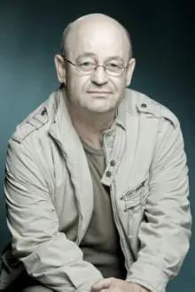 Vlado Novak como: Direktor Podbregar