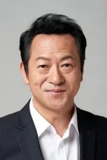 Choi Il-hwa como: Kim Dae-Jung