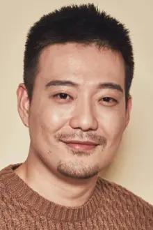 Kwak Min-ho como: Ji-Hoon