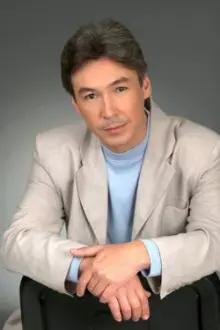 Zhan Baizhanbayev como: Khadzhinur Orezov