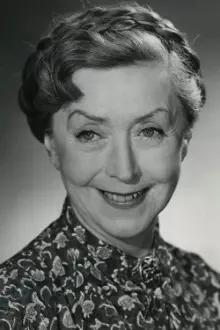 Ellen Gottschalch como: Madam Bølling