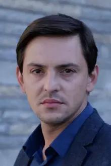 Andrey Terentyev como: Spirt