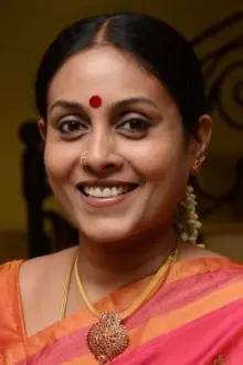 Saranya Ponvannan como: Aiyappan's Mother
