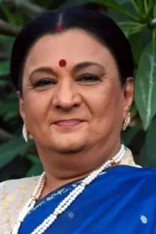 Bharati Achrekar como: Nikhil's Mother