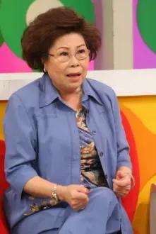 Wen Ying como: Grandma
