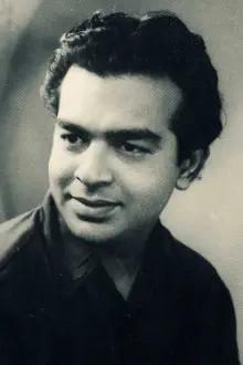 Tarun Bose como: Ganga Sahay