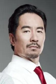 Anthony Brandon Wong como: John Nguyen
