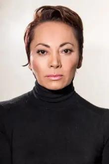 Aída Morales como: Doña Leonor