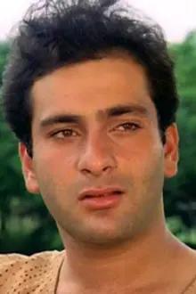 Rajiv Kapoor como: Ravi Kumar / Tony