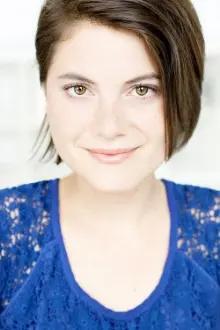Julianne Côté como: Nicole Gagnon