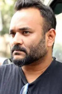Vijay Maurya como: Pankaj Rai Baaghi
