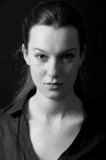 Daria Simeonova como: Emeline