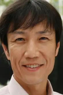 Takashi Naha como: Shin'ichi Kikuchi