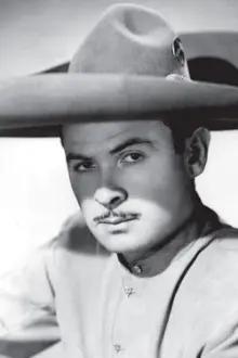 Antonio Aguilar como: Reynaldo del Hierro