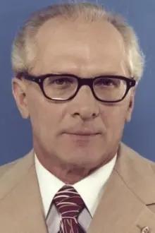 Erich Honecker como: Self (archive footage)