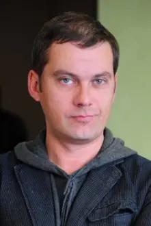 Gennadiy Smirnov como: Aleksey