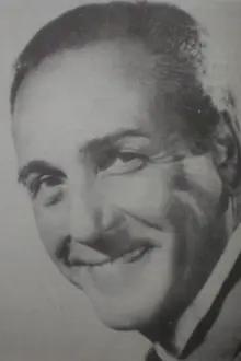 Osvaldo Miranda como: José Martínez