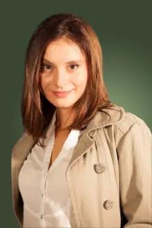 Andreea Bibiri como: Corina