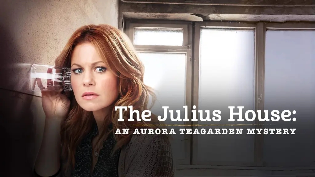 Um Mistério de Aurora Teagarden: A Casa dos Julius
