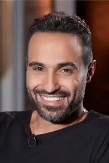 Ahmad Fahmy como: Gaber