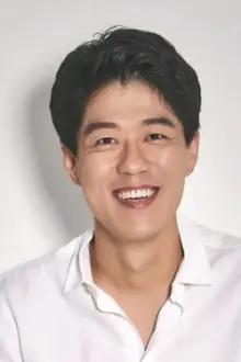 Kim Joong-ki como: Park Joong-Ki