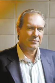 Mário Cardoso como: Carlos