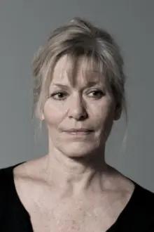 Marianne Mortensen como: Isabella