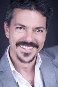 Miguel Hermoso Arnao como: Luis Bolín