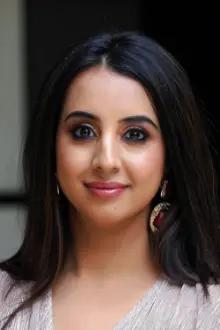 Sanjjanaa Galrani como: Chandri