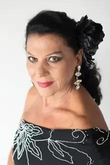 Carmen Flores como: Estrella Caín