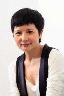 Lee Lieh como: Yu-hsiang's mother