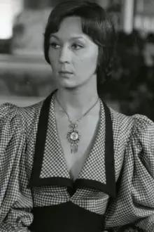 Akvelīna Līvmane como: Marian Halcombe