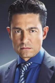 Fernando Colunga como: Carlos Manuel Rivero Carrillo