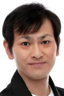 Atsushi Kisaichi como: Ryu Hashiba (voice)