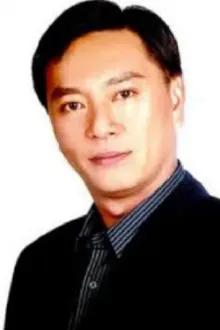 Huang Yiliang como: Lian Hua's Father