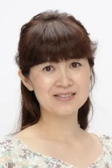 Keiko Aizawa como: Ray's Mother (voice)