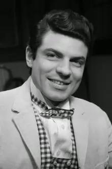 István Sztankay como: Peter