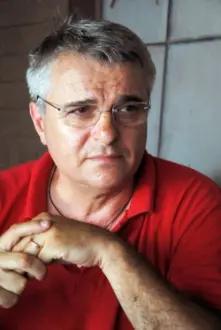 Mircea Rusu como: Andrei Secoșan